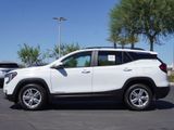 Used 2023 GMC Terrain SLE w/ Driver Convenience Package image 2