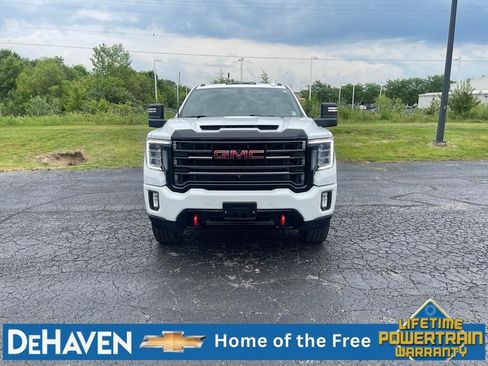 Used 2022 GMC Sierra 2500 AT4 w/ AT4 Preferred Package AWD/4WD image 9