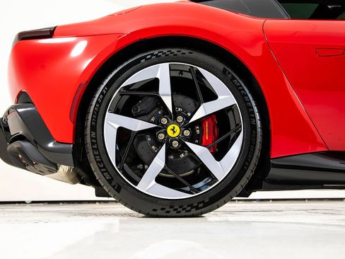 Certified 2025 Ferrari 12Cilindri image 23