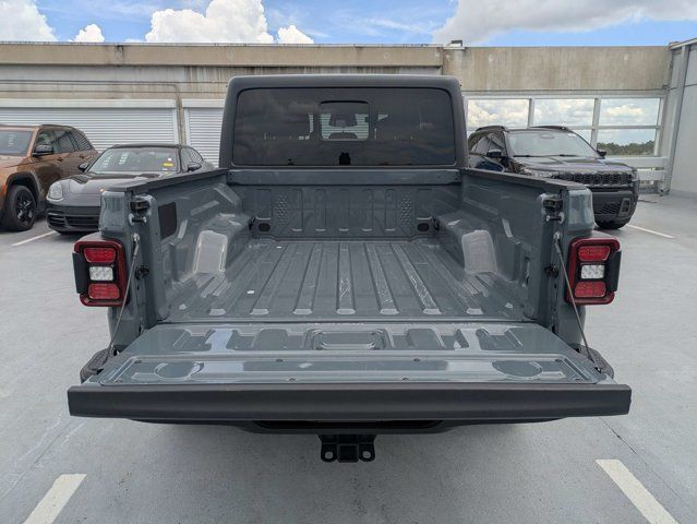 Certified 2026 Jeep Gladiator Mojave AWD/4WD image 12