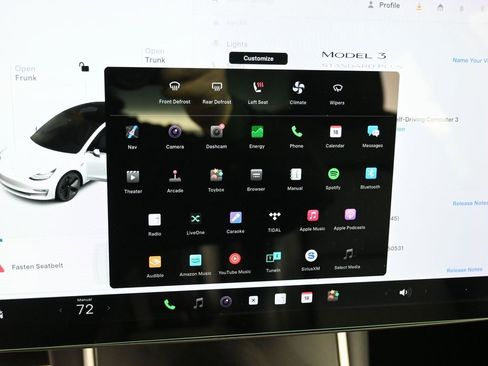 Used 2019 Tesla Model 3 Standard Range Plus image 29