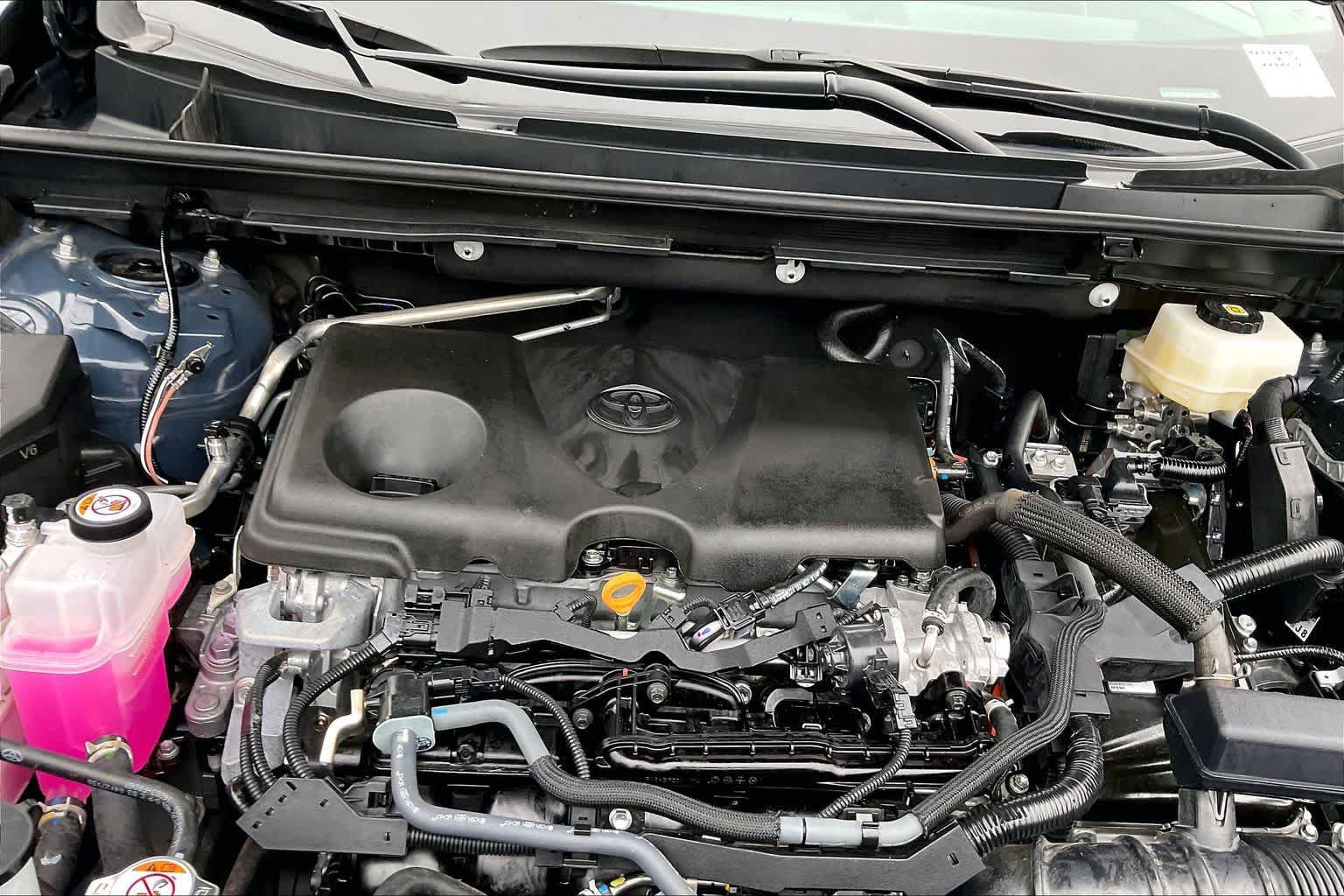 Used 2026 Toyota RAV4 LE AWD/4WD image 32