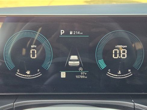 Certified 2025 Hyundai Santa Fe SE FWD image 15