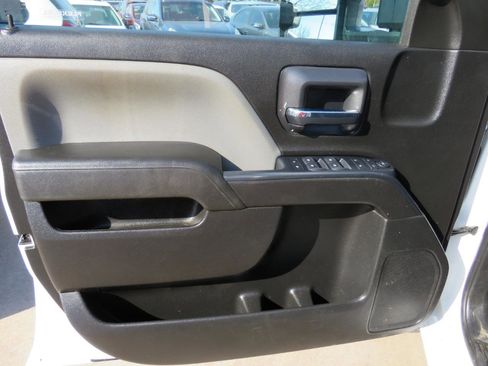 Used 2019 Chevrolet Silverado 2500 W/T AWD/4WD image 11
