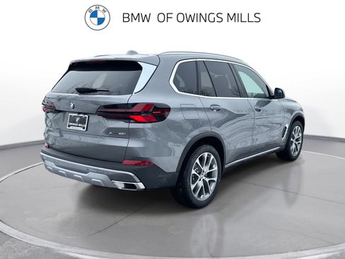 New 2026 BMW X5 xDrive40i w/ Premium Package image 9