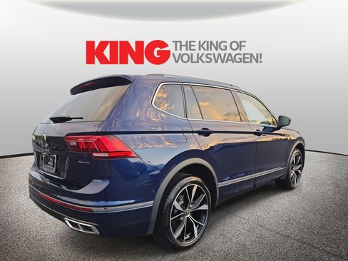 Used 2024 Volkswagen Tiguan SEL R-Line image 3
