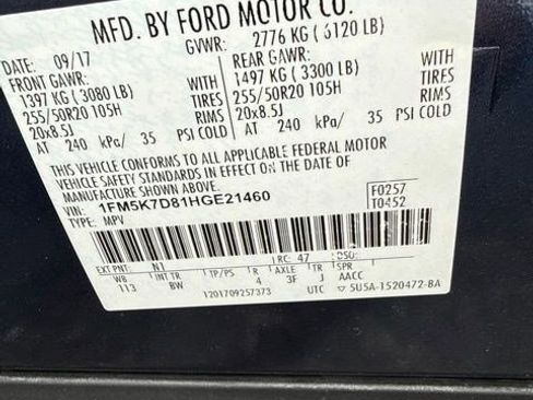 Used 2017 Ford Explorer XLT w/ Equipment Group 202A FWD image 7