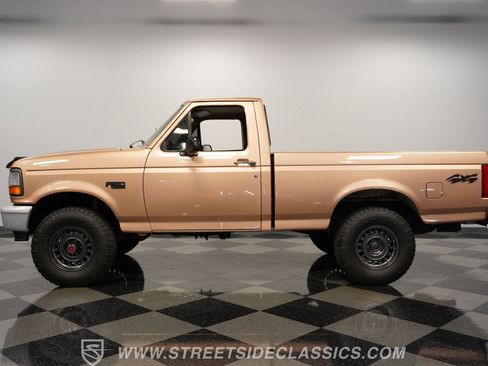 Used 1994 Ford F150 XL image 2