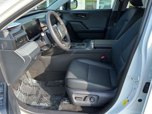 Used 2026 Toyota RAV4 XLE Premium FWD image 10