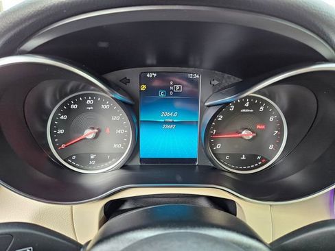 Used 2022 Mercedes-Benz GLC 300 4MATIC image 24