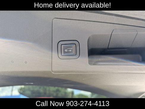 Used 2023 Cadillac XT5 Premium Luxury w/ Technology Package FWD image 34