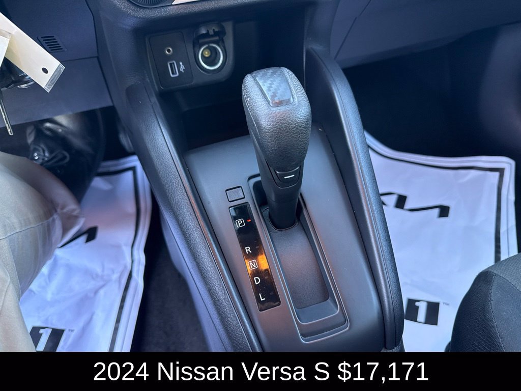 Used 2024 Nissan Versa S w/ Trunk Package FWD image 28