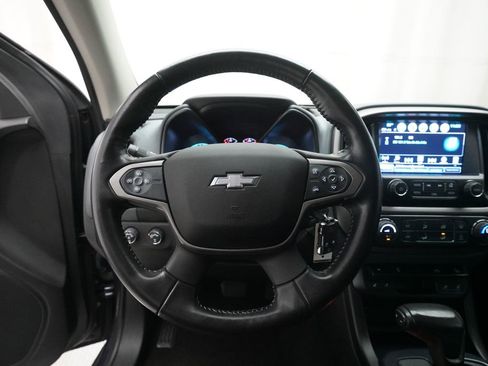 Used 2018 Chevrolet Colorado Z71 w/ Centennial Edition image 4