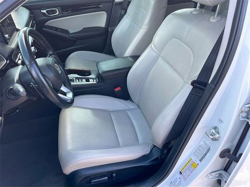 Used 2024 Honda Civic Touring image 18