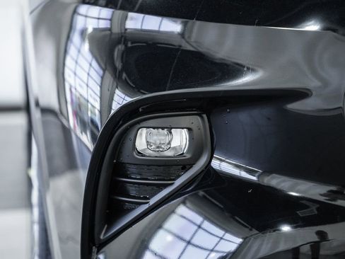 New 2026 Toyota Highlander Platinum image 14