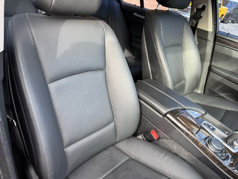 Used 2016 BMW 535i Sedan image 9