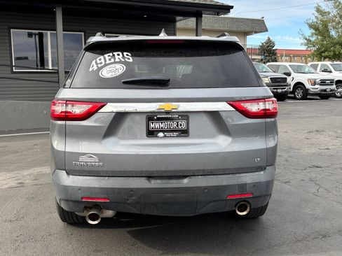 Used 2019 Chevrolet Traverse LT FWD image 4