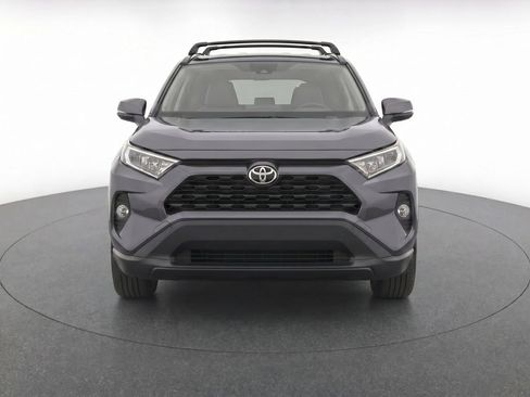 Used 2021 Toyota RAV4 XLE Premium FWD image 8