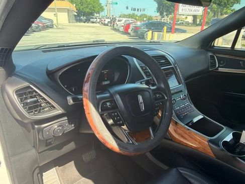 Used 2019 Lincoln Nautilus Reserve AWD/4WD image 12