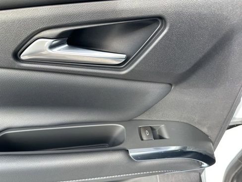 New 2026 Chevrolet Traverse LT w/ Enhanced Driving Package image 34