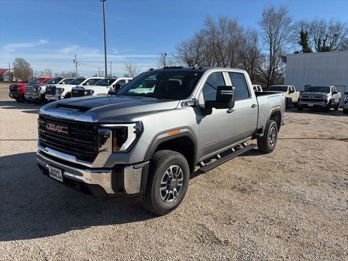 New 2026 GMC Sierra 3500 Pro image 2