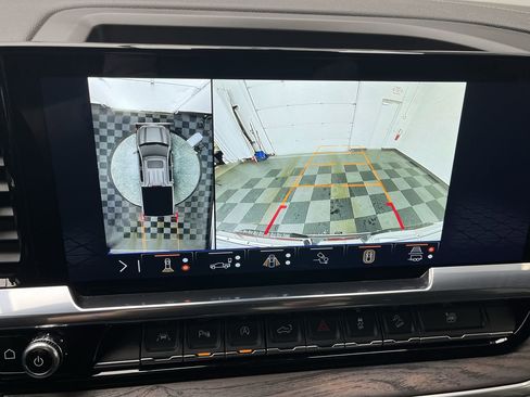 Certified 2024 GMC Sierra 1500 SLT w/ SLT Premium Plus Package image 6