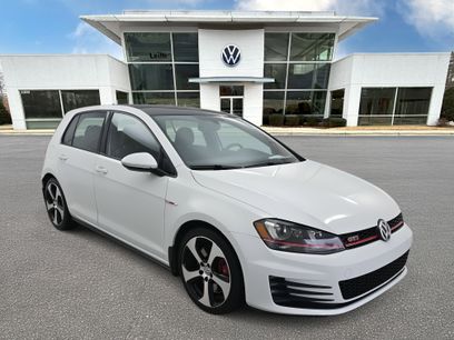 Used 2017 Volkswagen GTI SE