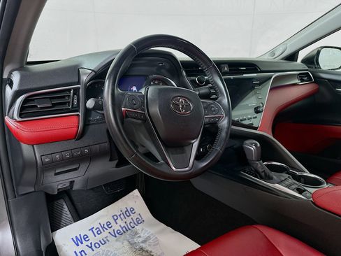 Used 2018 Toyota Camry XSE w/ Audio Package FWD image 9