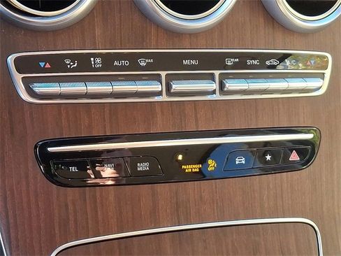 Used 2022 Mercedes-Benz GLC 300 4MATIC image 15