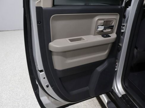 Used 2009 Dodge Ram 1500 Truck SLT w/ Remote Start & Security Group image 19