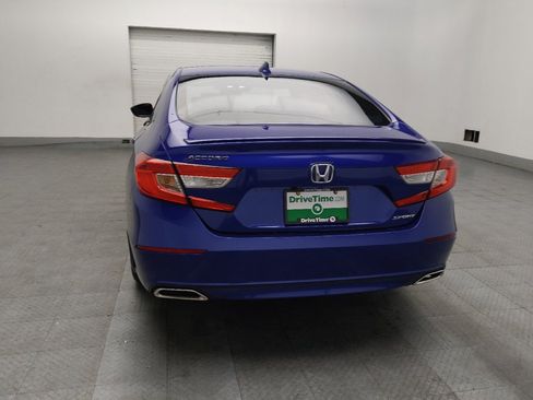 Used 2018 Honda Accord Sport image 6