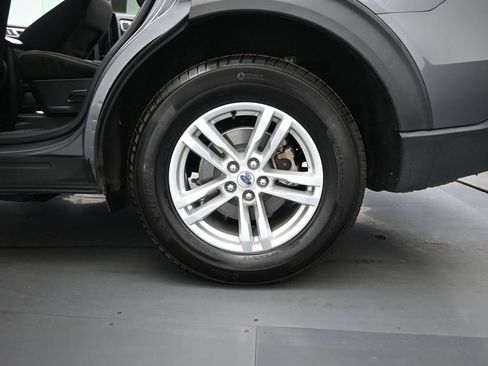 Certified 2022 Ford Explorer XLT w/ Class IV Trailer Tow Package image 23