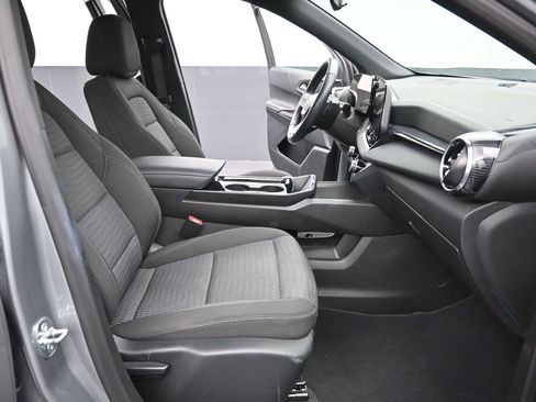 Used 2025 Chevrolet Equinox LT image 14