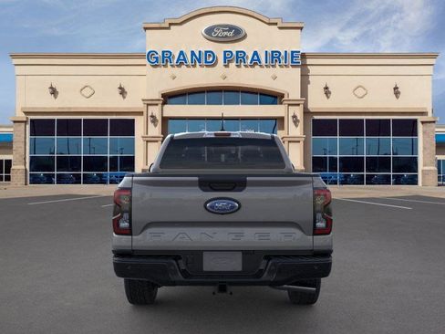 New 2025 Ford Ranger Lariat w/ Convenience Package image 6