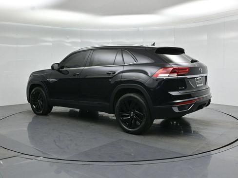 Used 2023 Volkswagen Atlas Cross Sport SE w/ Black Wheel Package AWD/4WD image 7