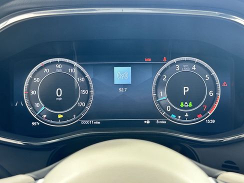 Used 2026 Jaguar F-PACE R-Dynamic S image 17