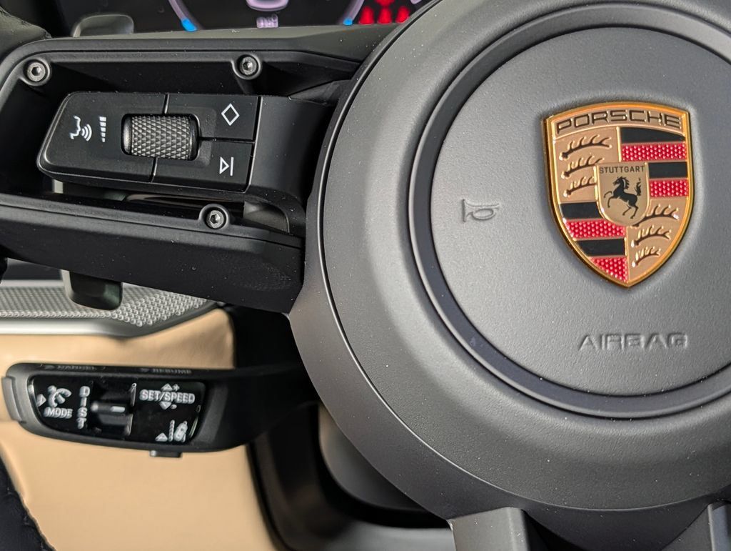 New 2026 Porsche Cayenne Coupe AWD/4WD image 37