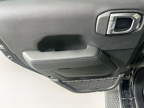 Used 2022 Jeep Wrangler Sahara w/ Cold Weather Group image 25