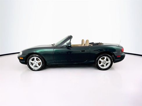 Used 1999 MAZDA MX-5 Miata RWD image 21