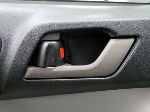 Used 2011 Toyota Highlander 2WD w/ Tech Pkg image 14