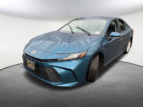 New 2026 Toyota Camry LE image 6