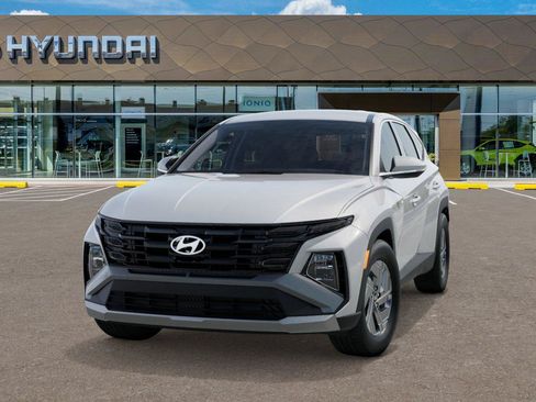 New 2026 Hyundai Tucson Blue SE FWD image 6
