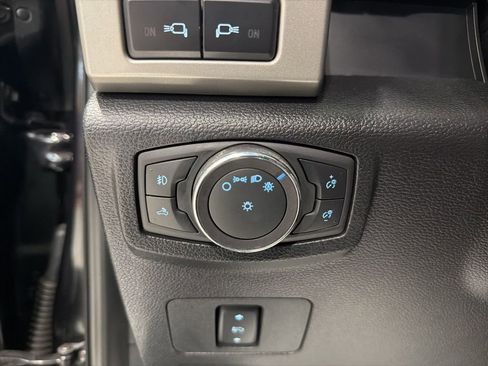 Used 2019 Ford F450 Lariat w/ Chrome Package image 25