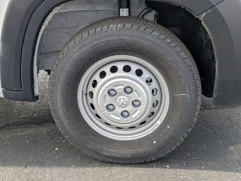 Used 2024 RAM ProMaster 2500 FWD image 13