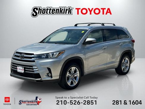 Used 2018 Toyota Highlander Limited FWD image 1