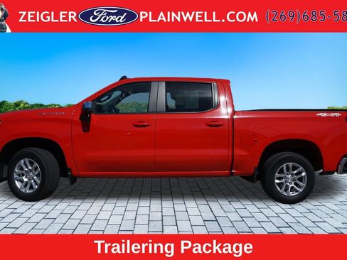 Used 2024 Chevrolet Silverado 1500 LT AWD/4WD image 2