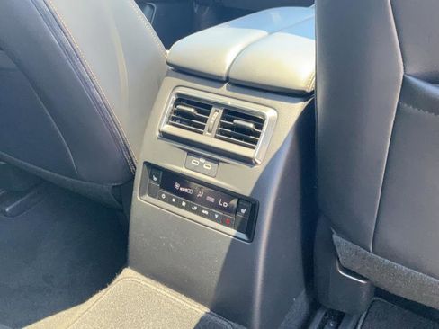 Used 2024 MAZDA CX-90 Plug-In Hybrid w/ Premium Plus AWD/4WD image 22