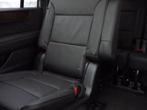 New 2026 GMC Yukon XL Denali w/ Sun & Power Step Package image 13
