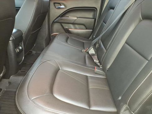 Used 2020 Chevrolet Colorado ZR2 w/ Colorado ZR2 Bison Edition image 10