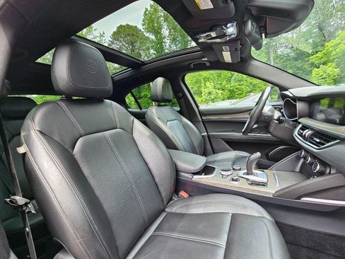 Used 2022 Alfa Romeo Stelvio Ti w/ Active Assist Plus Package image 64